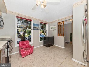 12461 Quail Woods Dr in Germantown, MD - Building Photo - Building Photo