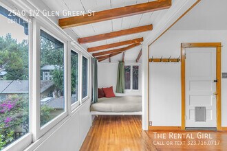 2540 1/2 Glen Green St in Los Angeles, CA - Building Photo - Building Photo