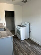 429 W Ramona Dr in Rialto, CA - Building Photo - Building Photo