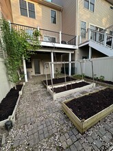 42624 Lisburn Chase Ter in Chantilly, VA - Building Photo - Building Photo