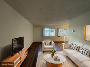 A7U in Inglewood, CA - Foto de edificio - Building Photo