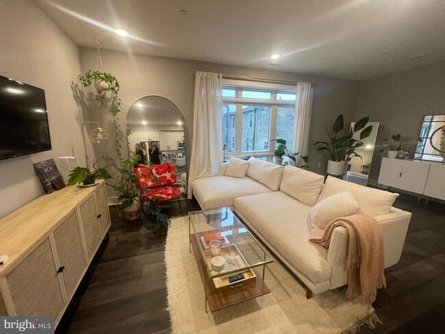 4001 Ridge Ave in Philadelphia, PA - Building Photo - Building Photo