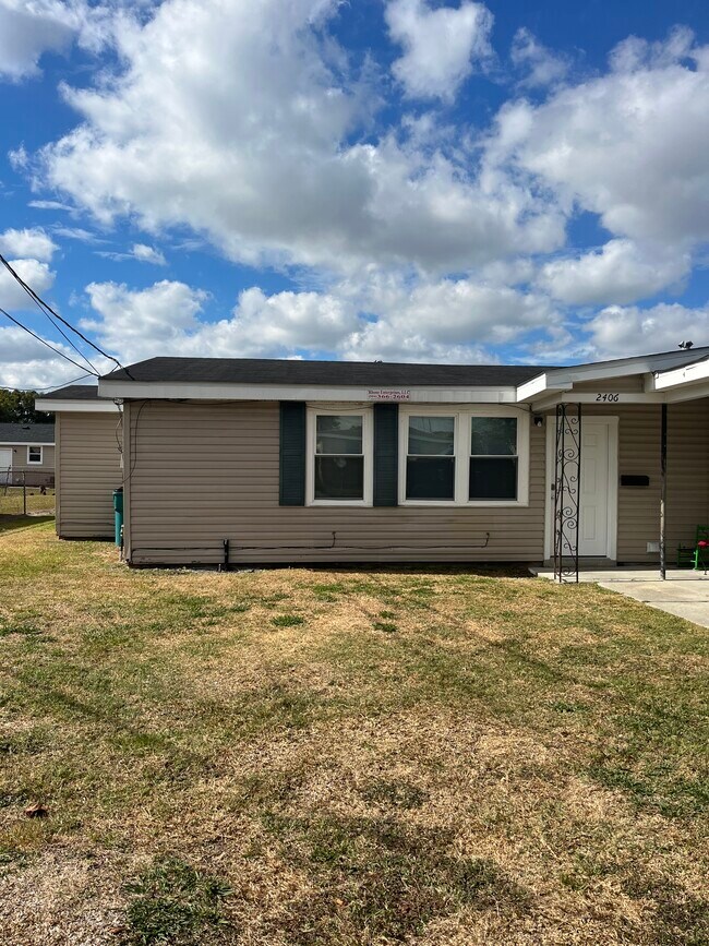 2406 Rose Dr Apartments and Nearby Gretna Apartments For Rent Gretna, LA
