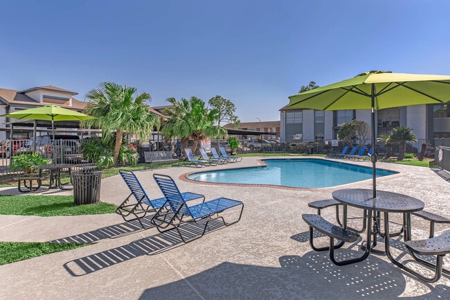 Gables at Richmond Apartments in Houston, TX - Foto de edificio - Building Photo