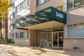 Chase Plaza Apartments in Washington, DC - Foto de edificio - Building Photo