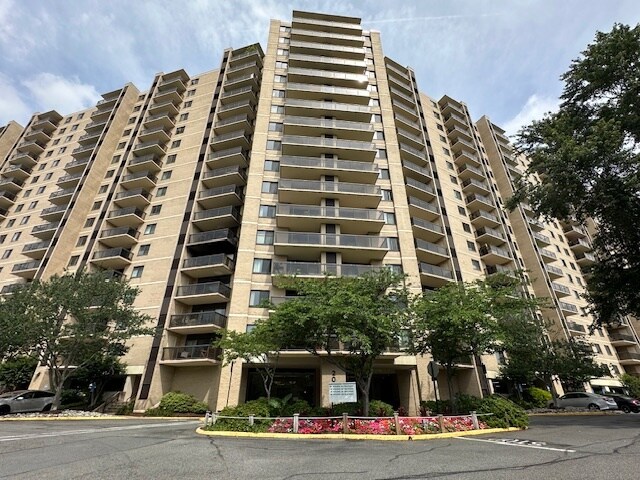 property at 203 Yoakum Pkwy
