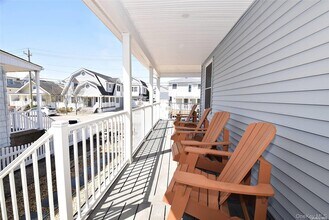 68 Daytona St in Atlantic Beach, NY - Building Photo - Building Photo