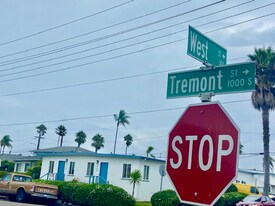 408 West St in Oceanside, CA - Building Photo