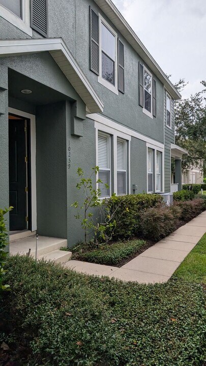 10259 Cala Lily Trail in Orlando, FL - Building Photo