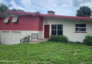 1333 Worth Ct NE in Palm Bay, FL - Building Photo
