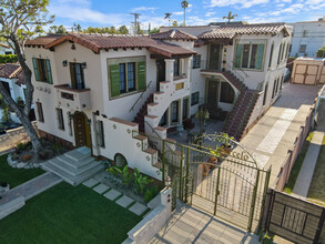 1557 S Genesee Ave, Unit 1557 in Los Angeles, CA - Building Photo - Building Photo