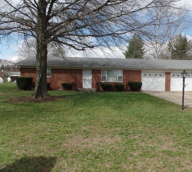 4194 E 73rd 1/2 Ave in Terre Haute, IN - Building Photo - Building Photo
