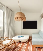 221 SW 1st Ave in Fort Lauderdale, FL - Building Photo