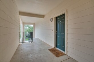 2209 Hancock Dr in Austin, TX - Building Photo - Building Photo