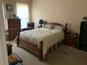 10000 Goldenwood Ct in Upper Marlboro, MD - Building Photo - Building Photo