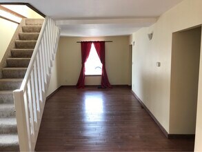 377 Sydney Ave in Winnipeg, MB - Building Photo - Building Photo