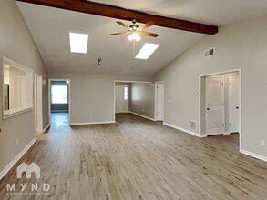 5158 Sand Ridge Ct in Jacksonville, FL - Foto de edificio - Building Photo