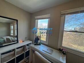 68 Calumet St, Unit 3 in Boston, MA - Building Photo - Building Photo