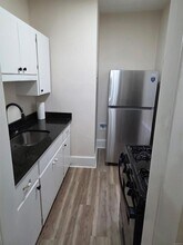 1419 S Perry St in Montgomery, AL - Foto de edificio - Building Photo