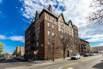 Blue Pond Realty in Jersey City, NJ - Building Photo - Building Photo