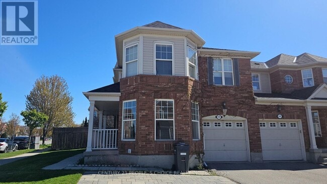 918 McNair Cir