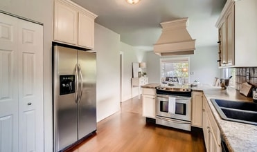 20203 Filbert Dr in Bothell, WA - Building Photo - Building Photo