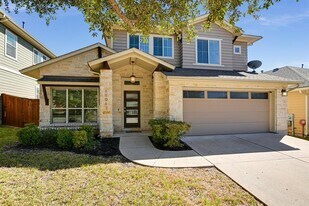 11913 Natures Bend in Austin, TX - Building Photo