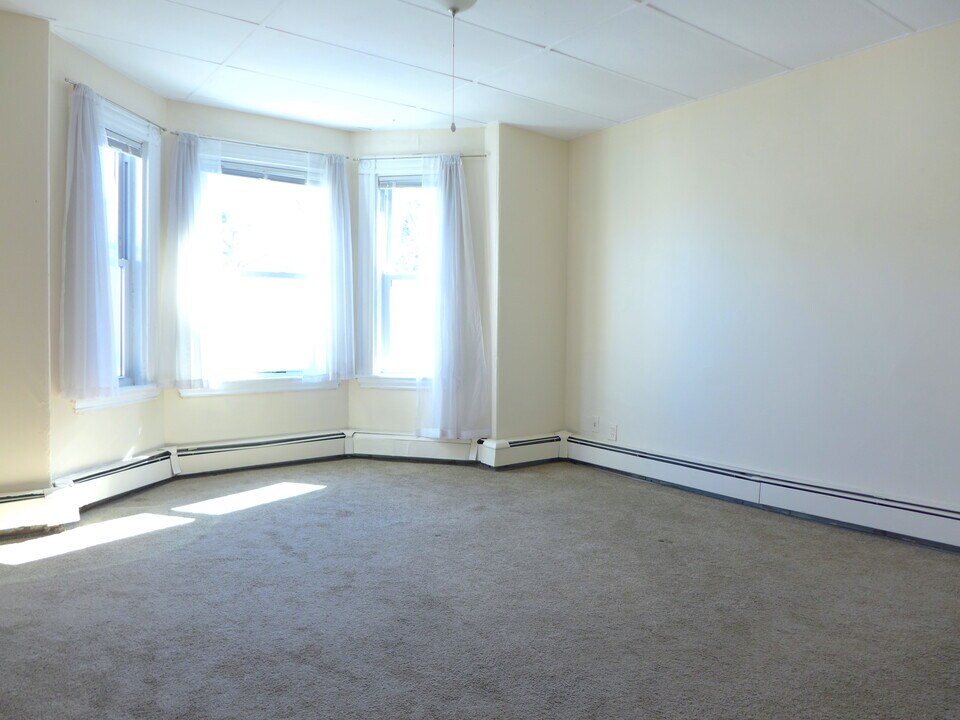 34 Pontiac St in Boston, MA - Foto de edificio