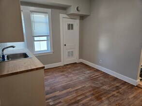 654 Metropolitan Ave in Boston, MA - Building Photo - Building Photo