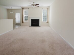 3835 Raintree Dr in Greensboro, NC - Building Photo - Building Photo