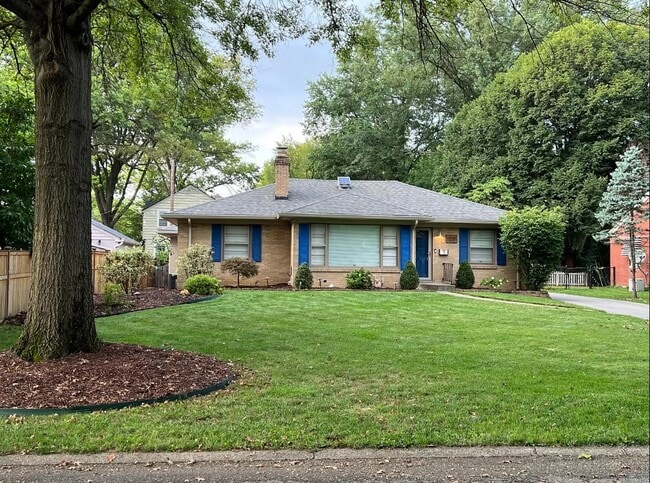 property at 1120 Ivy Ln