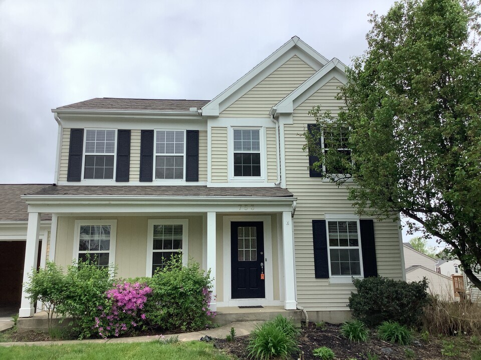 753 Lakefield Dr in Independence, KY - Building Photo