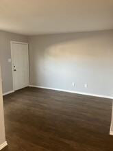 3628 Washburn Ave, Unit B in Fort Worth, TX - Building Photo - Building Photo