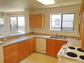 94-1020-1020 Makakoa Loop in Waipahu, HI - Building Photo - Building Photo