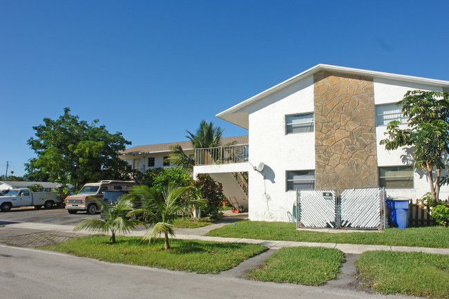 620 S Broadway in Lake Worth, FL - Building Photo - Building Photo