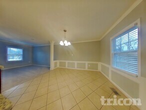 4016 Oakley Dr in Waldorf, MD - Foto de edificio - Building Photo