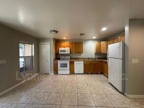 5203 29th St SW in Lehigh Acres, FL - Building Photo - Building Photo