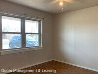 4617 Lehigh St photo'