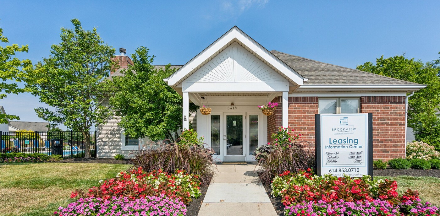 Templeton Crossing in Columbus, OH - Building Photo