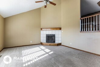 2300 Valley View W in Pleasant Hill, MO - Building Photo - Building Photo
