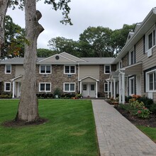 Fairfield Courtyard At Bohemia in Bohemia, NY - Building Photo - Building Photo