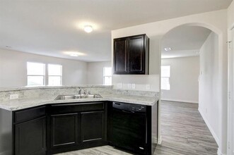 4136 Twinleaf Dr in Crowley, TX - Foto de edificio - Building Photo