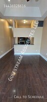 219 1/2 E North Ave in Baltimore, MD - Building Photo