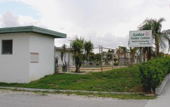 Westwood Apartments in Fort Lauderdale, FL - Building Photo - Building Photo