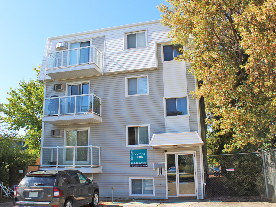 Victoria Park Apartments in Saskatoon, SK - Building Photo