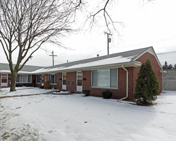 Royal Oak Crossings at Main Apartments