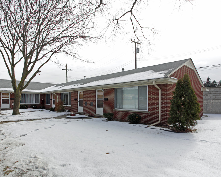 Royal Oak Crossings at Main in Royal Oak, MI - Foto de edificio