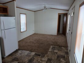 36 Curtis Dr in South Schodack, NY - Building Photo