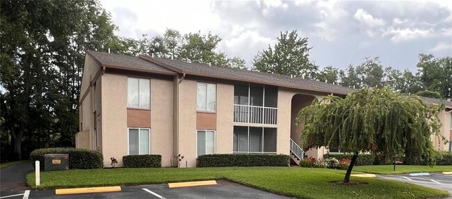 12135 Fox Chase Dr in Hudson, FL - Building Photo - Building Photo