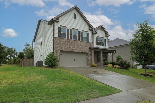 2375 Woodmarsh Cir in Auburn, GA - Building Photo - Building Photo